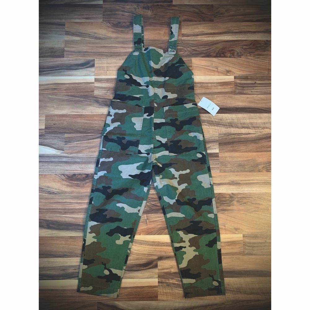 Women’s RVCA camouflage overalls